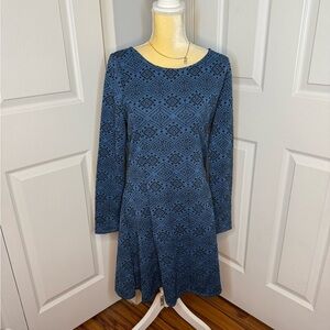 Elegant Blue Patterned Dress